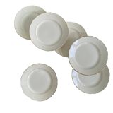 6 beige antique earthenware dinner plates with gold trim by Villeroy and Boch.