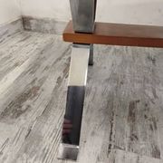 Table basse années 70 à décor de chevaux
