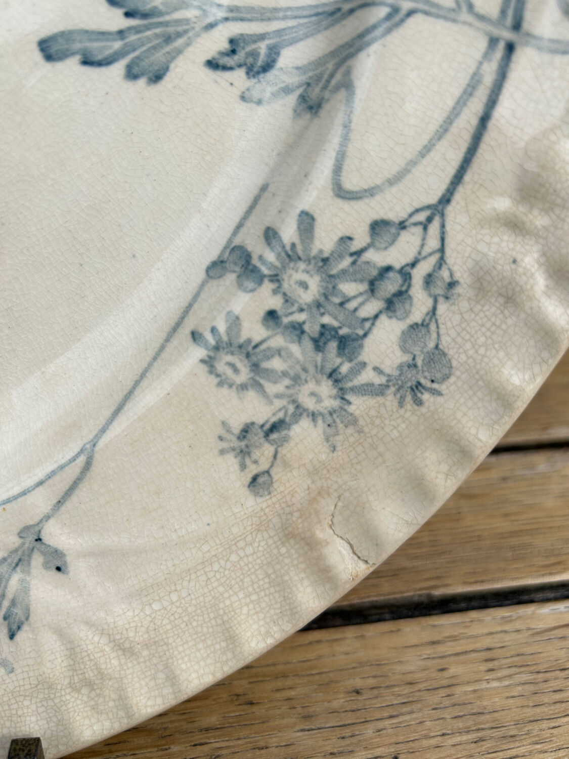 Large Magenta Creil and Montereau dish