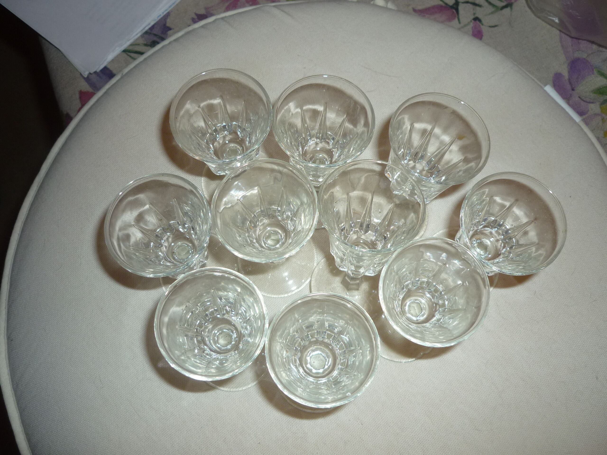 Lot of 10 shot glasses