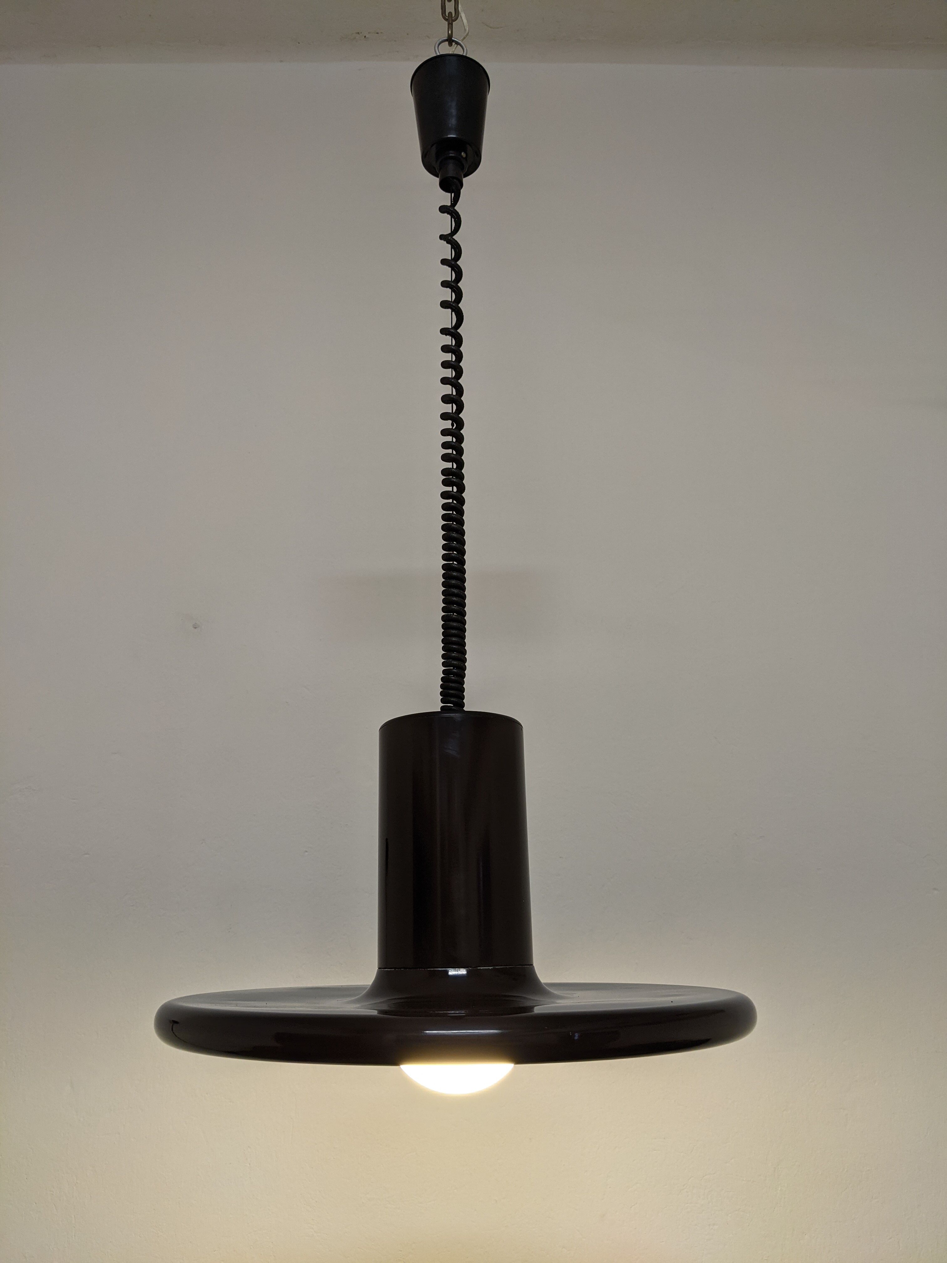 Rolly space age suspension of the 70s