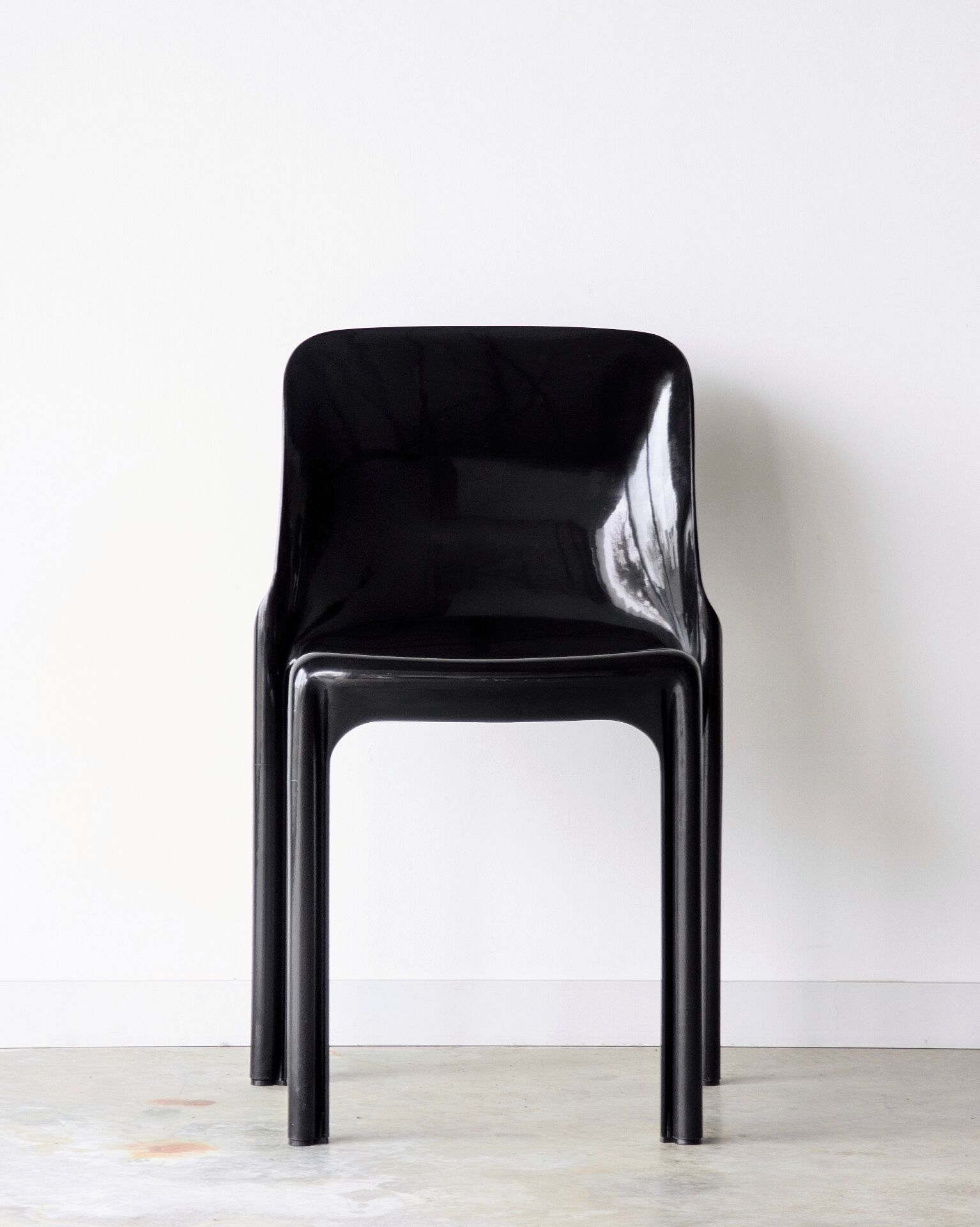4 vintage chairs model Selene, Vico Magistretti for Artemide, 1970