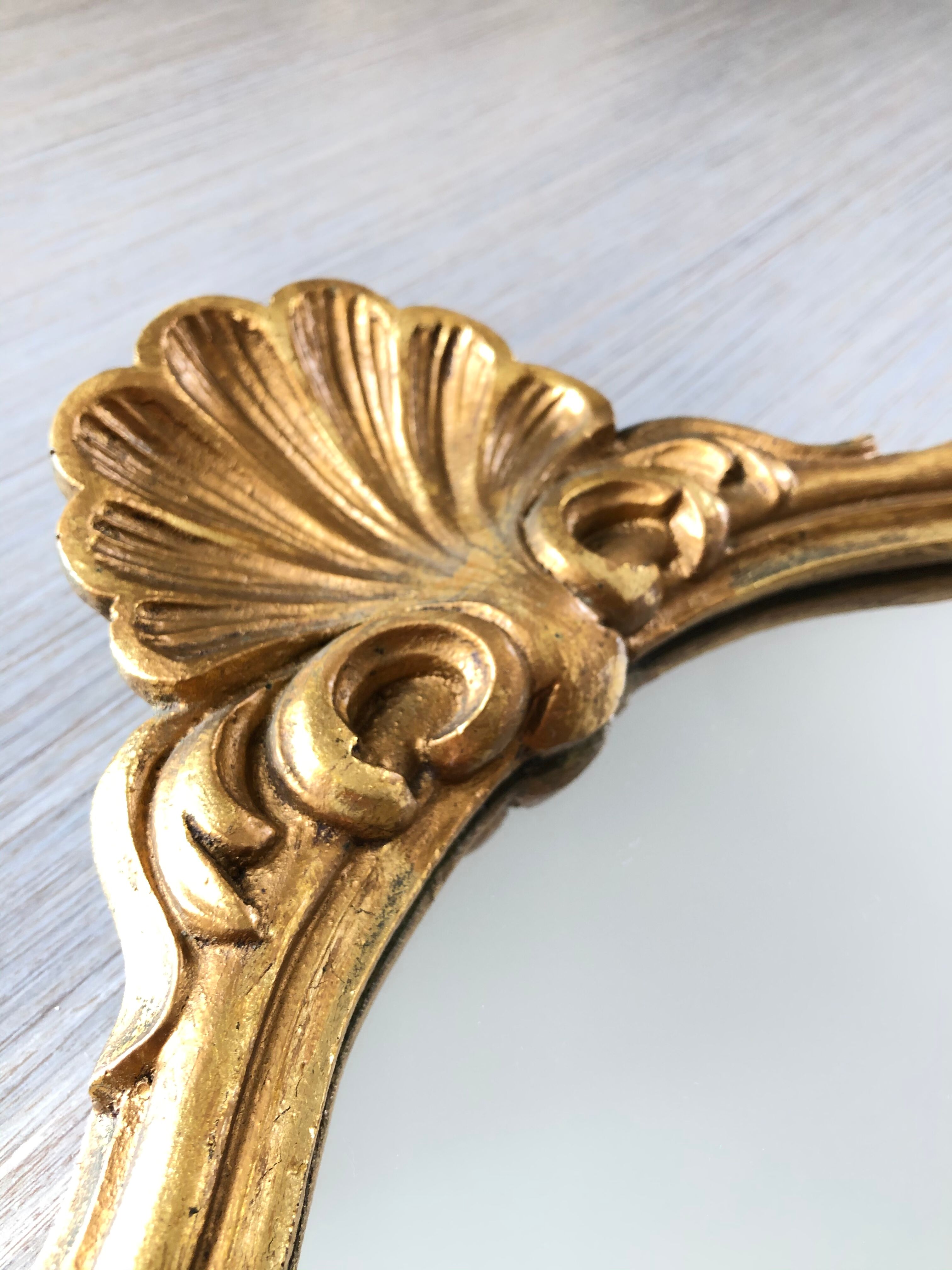 Miroir doré esprit baroque