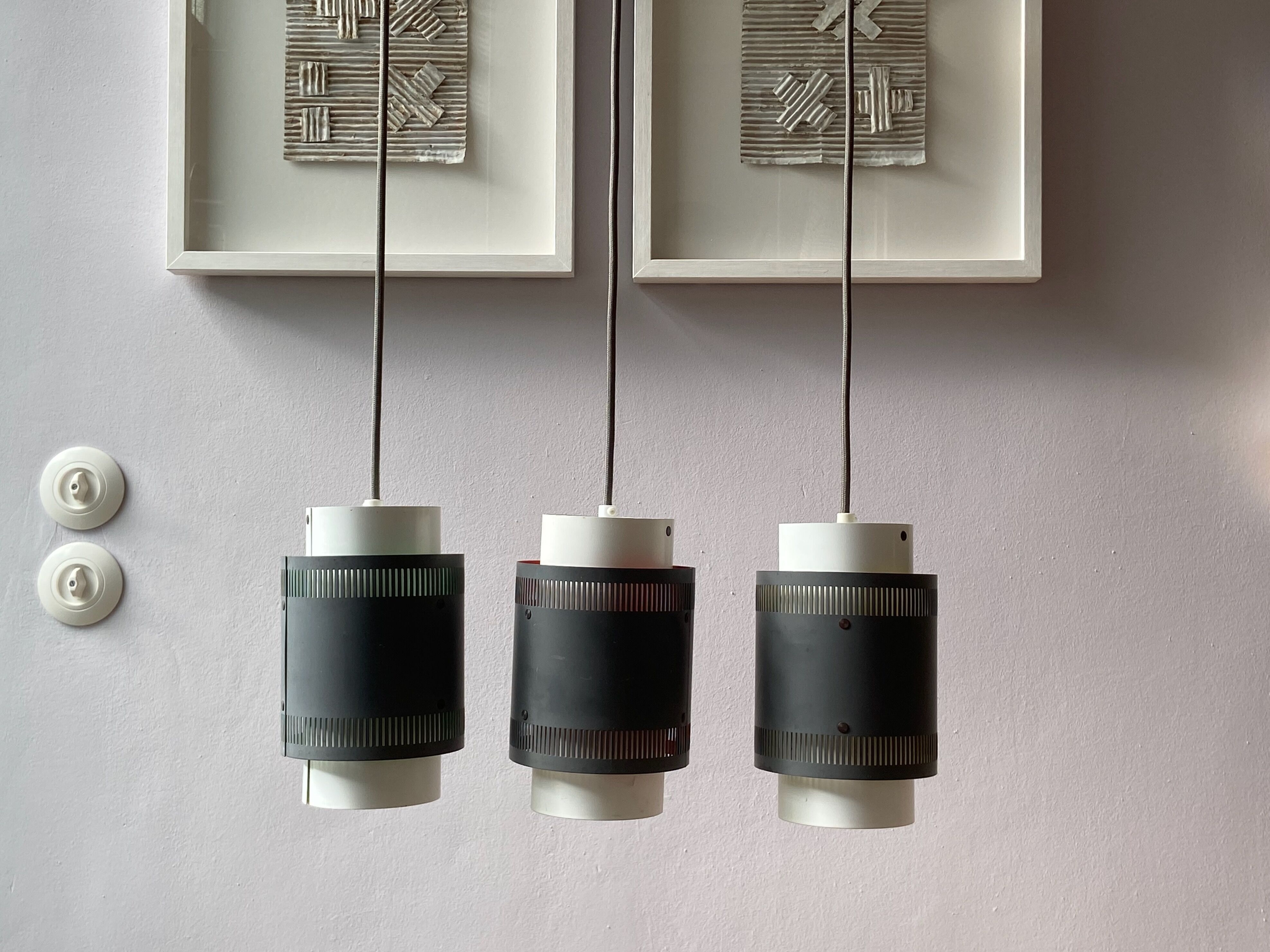 Lot de 3 suspensions, années 1960 Made in Denmark
