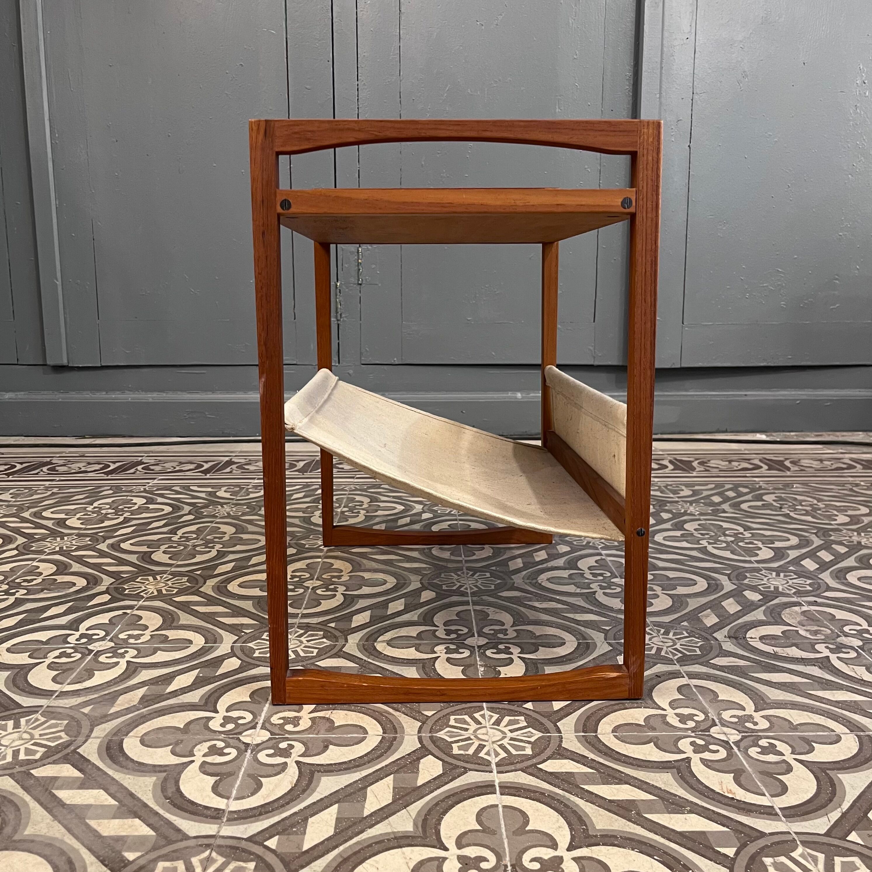 Porte-revues Silka Mobler en bois de teck et toile beige, Kai Kristiansen 1960