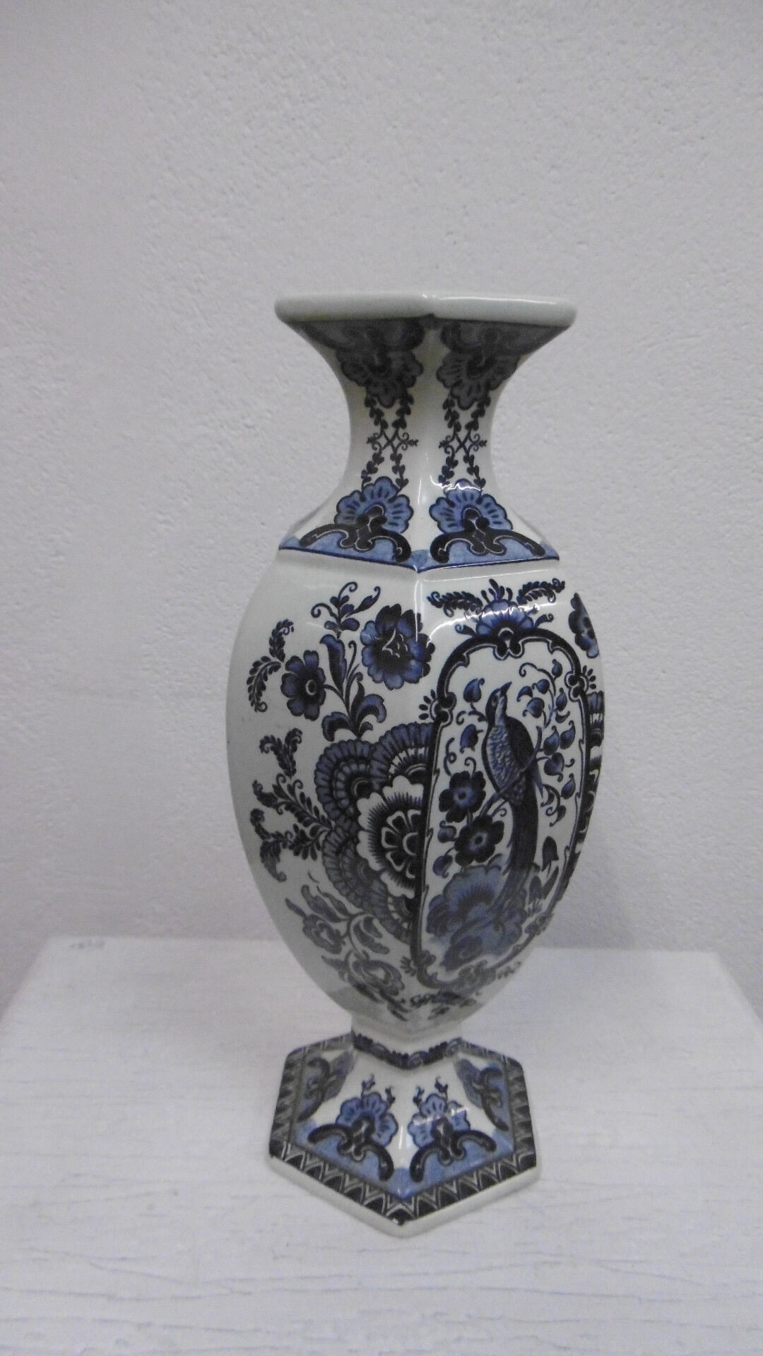 Vase en faience de Delft Royal Sphinx - decor oiseau bleu
