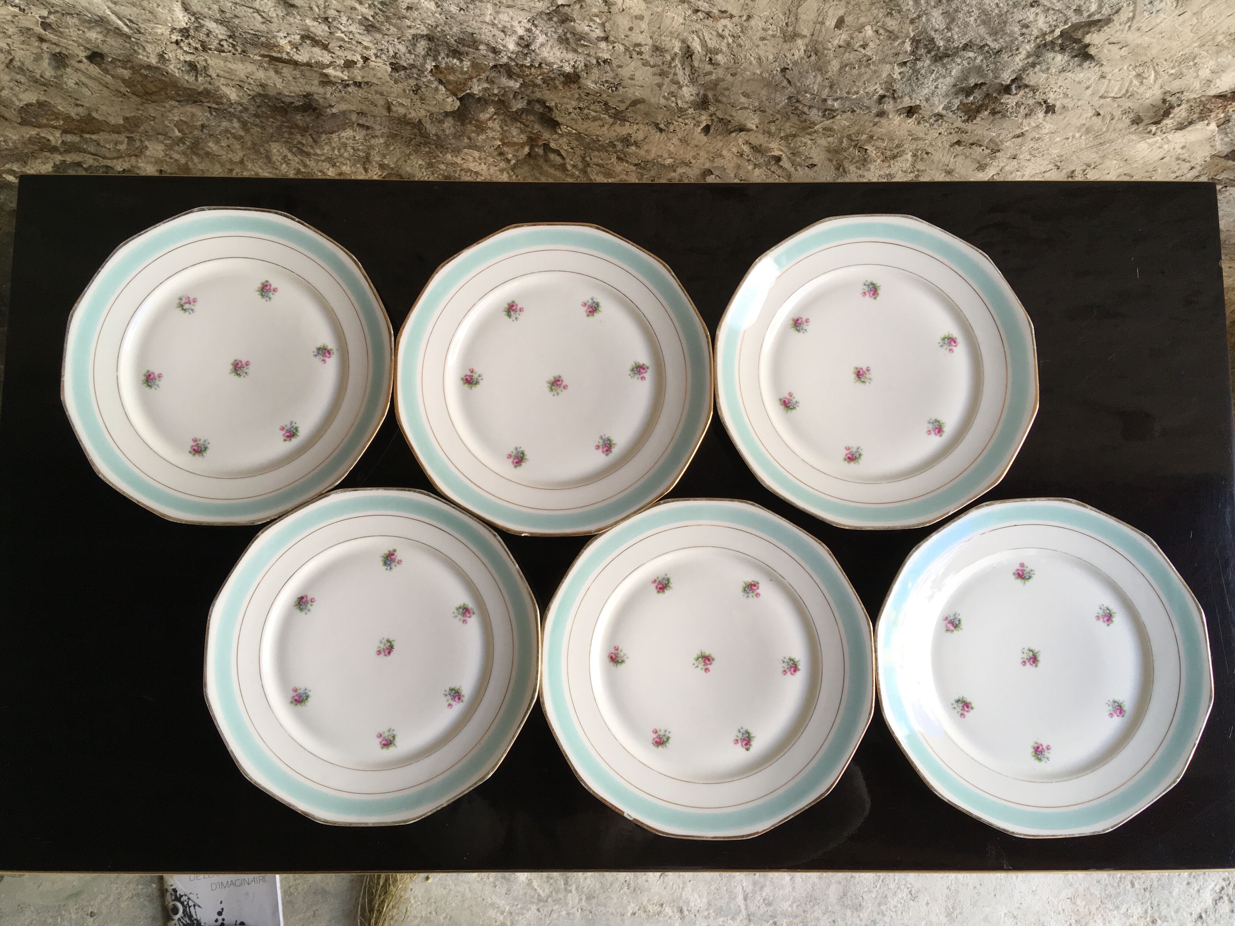 Celadon porcelain plates flower pattern