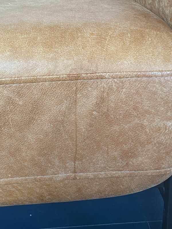 Canapé Made.com Jarrod - cuir pleine fleur marron, design mid-century