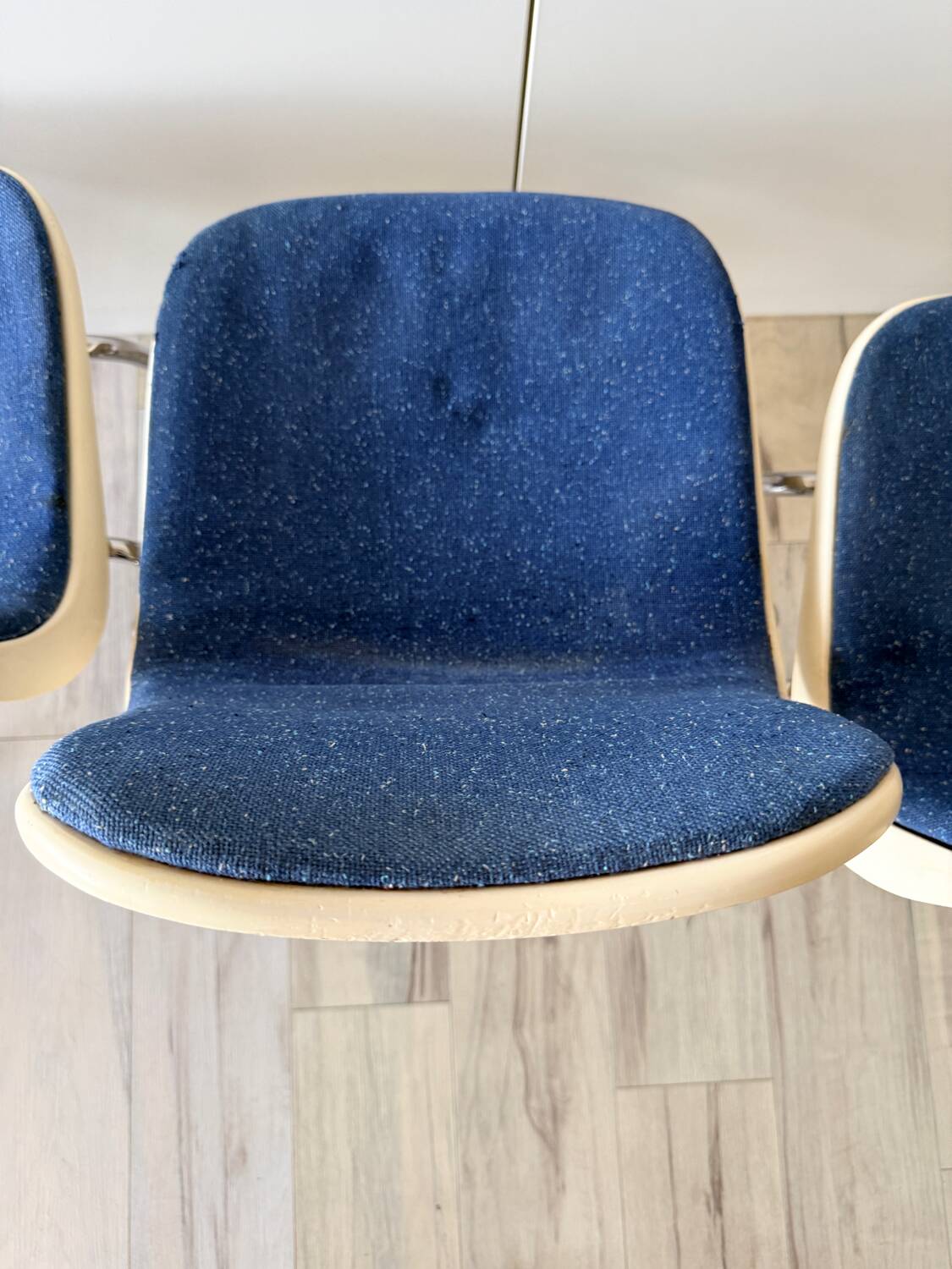 Set of 4 vintage Cojar chairs – Fermigier design – National Furniture