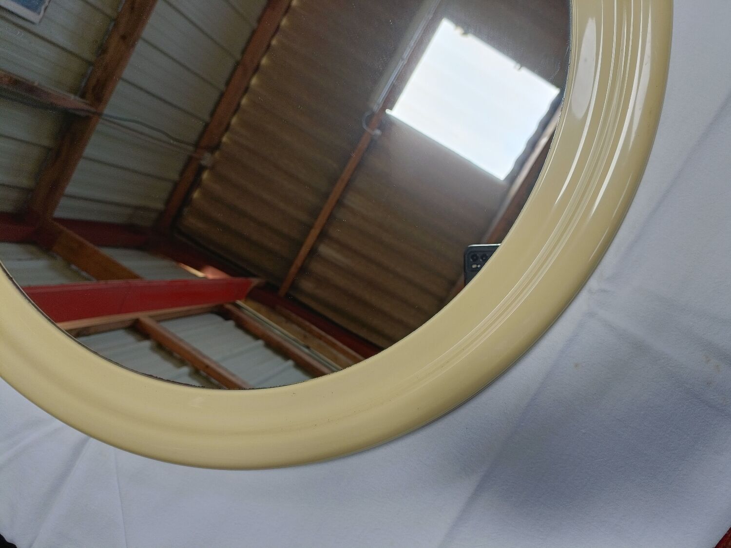 Round mirror in cream plastic, French house Syla, 70s