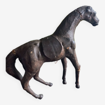 Ancien jouet cheval en cuir