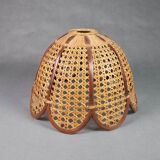 Flower suspension in braided rattan and vintage openwork