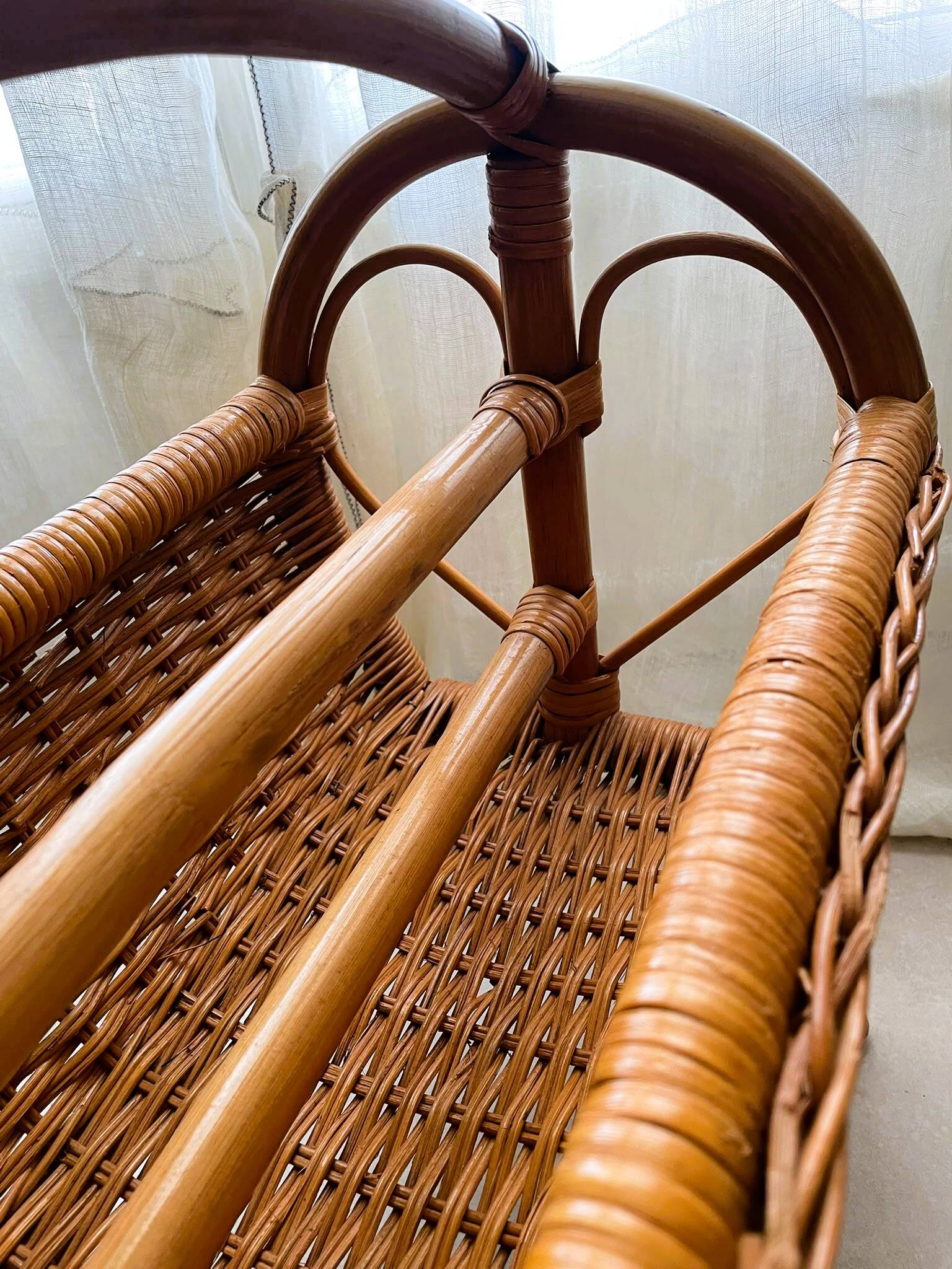 Panier / porte-revues rotin vintage