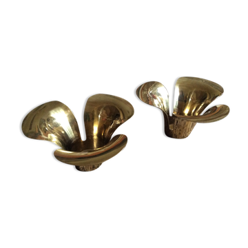 Duo of candle holders