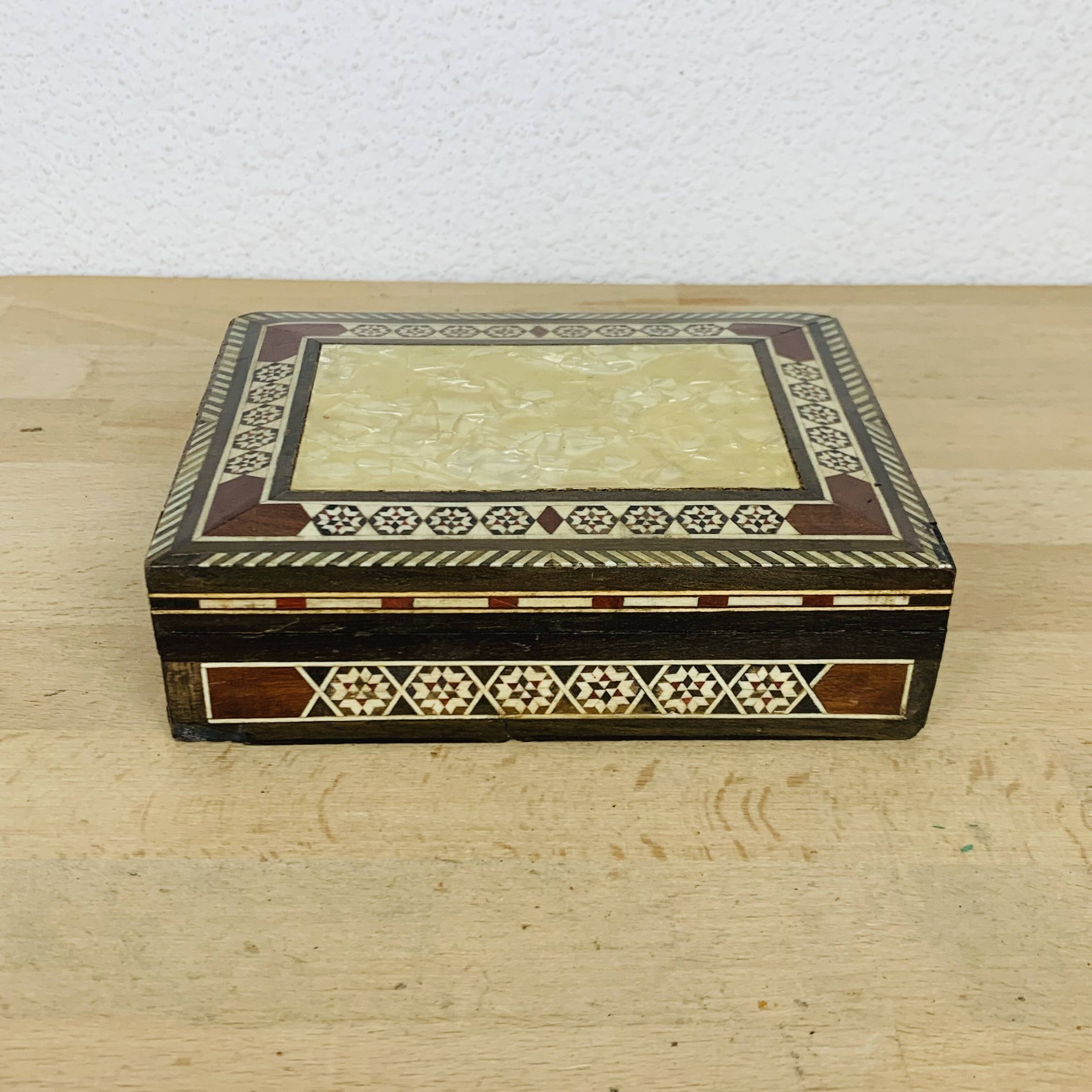 Mother-of-pearl and wood marquetry jewelry box