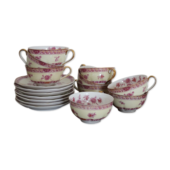 Seven cups and seven Theodore Haviland saucers