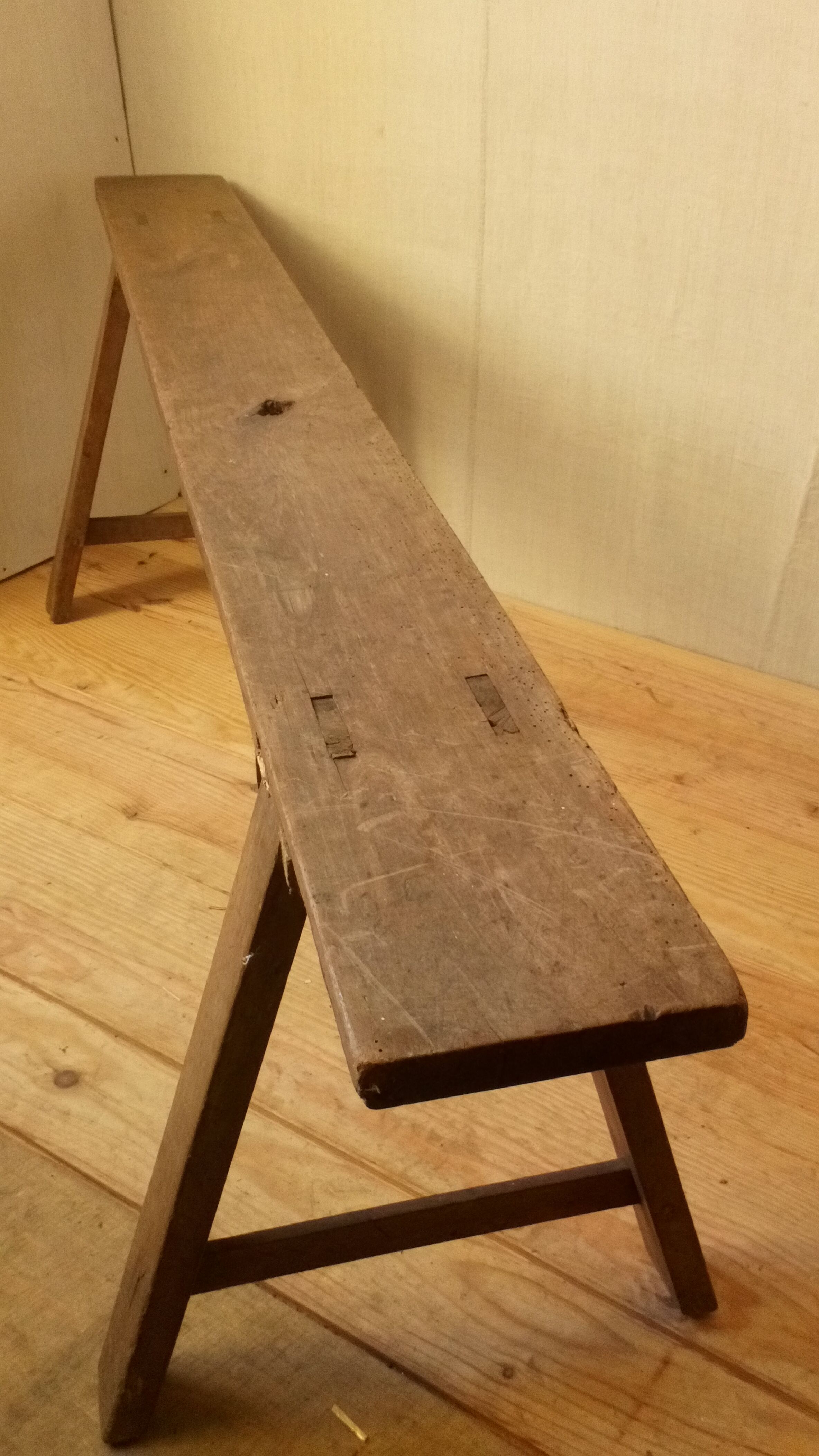 Little farm in oak bench