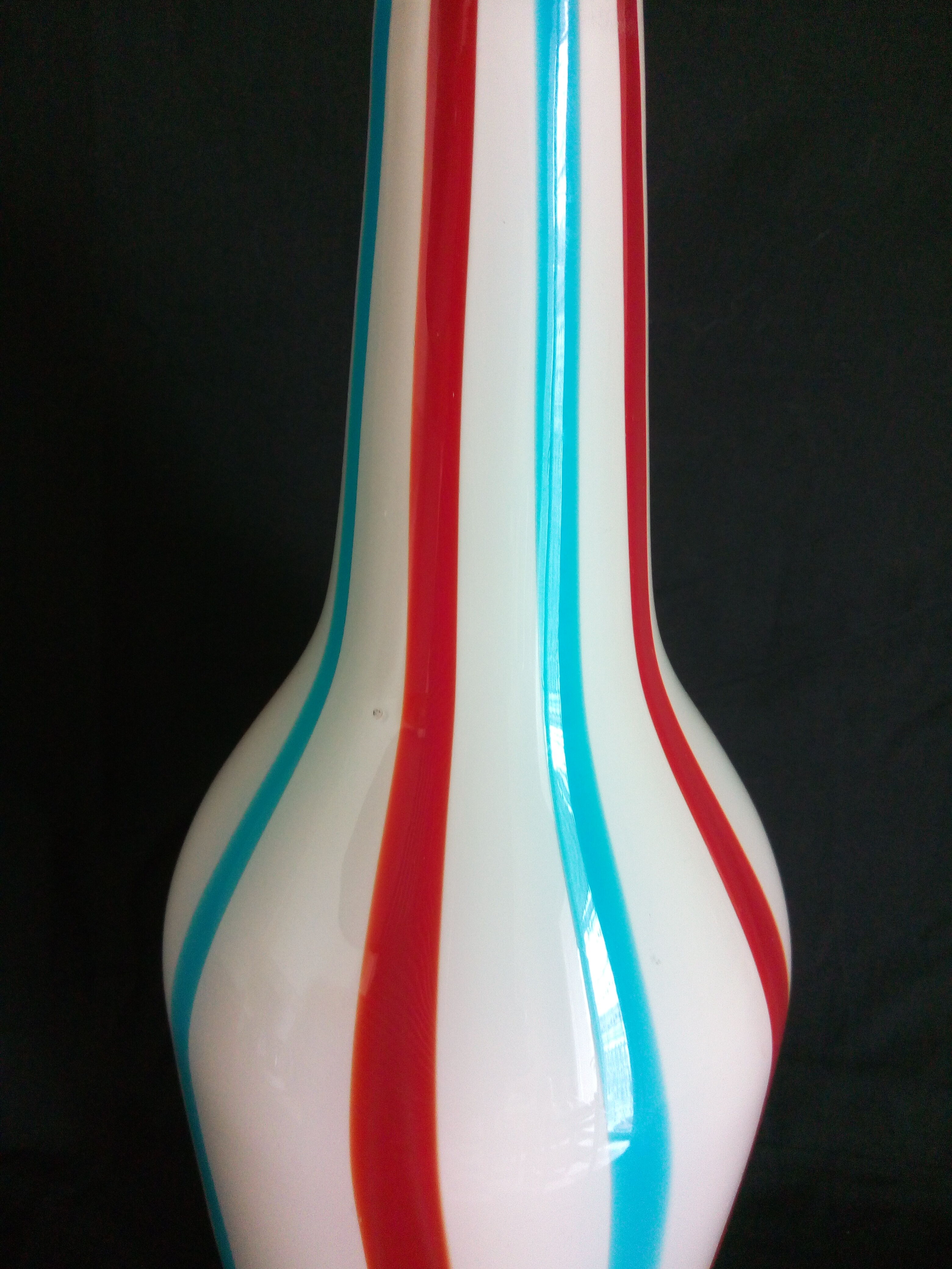 Carlo Moretti vase murano glass blown to the mouth, bottle shape