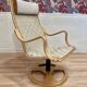 FAUTEUIL ET SON OTTOMAN "DESIGN SCANDINAVE".