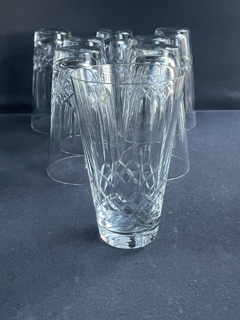 8 grands verres cristal taillé