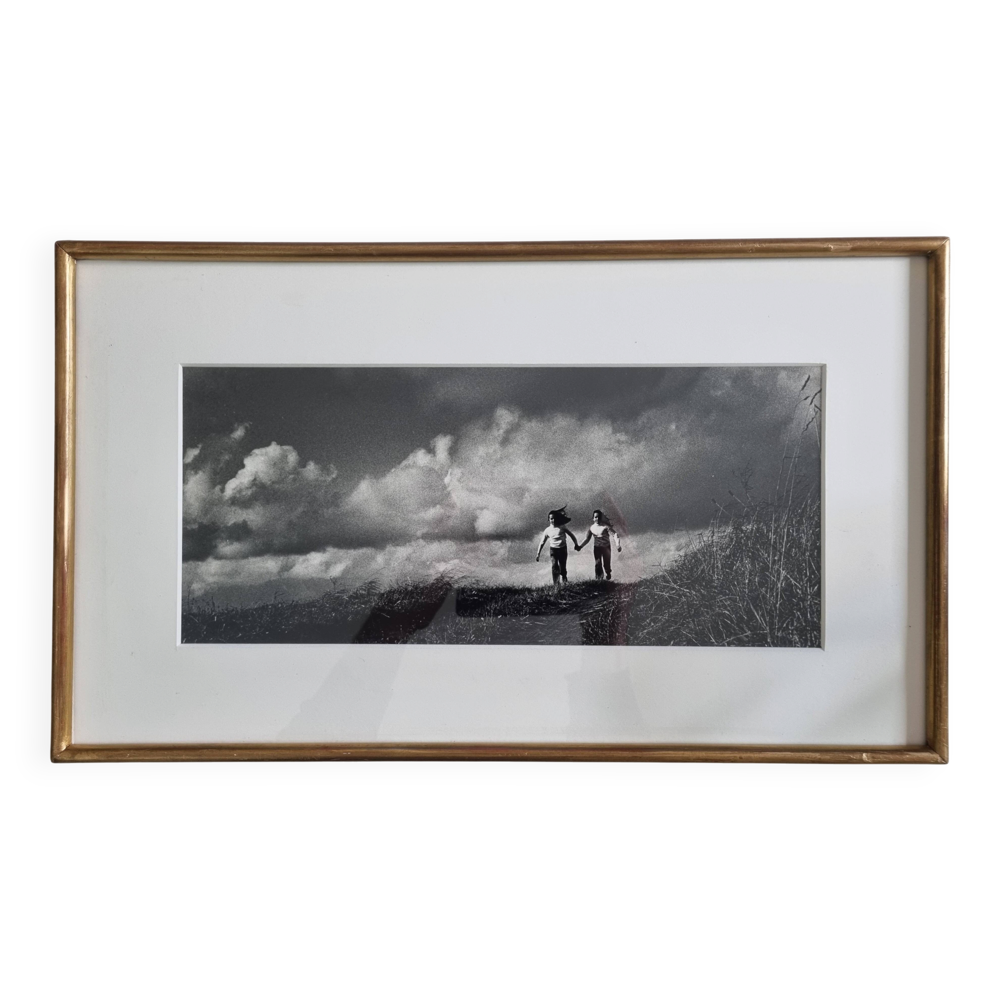 Vintage black and white photo of dunes from the 70s, framed 49 x 29 cm in a gold frame.