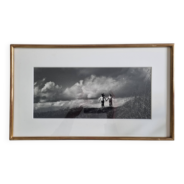 Vintage black and white photo of dunes from the 70s, framed 49 x 29 cm in a gold frame.