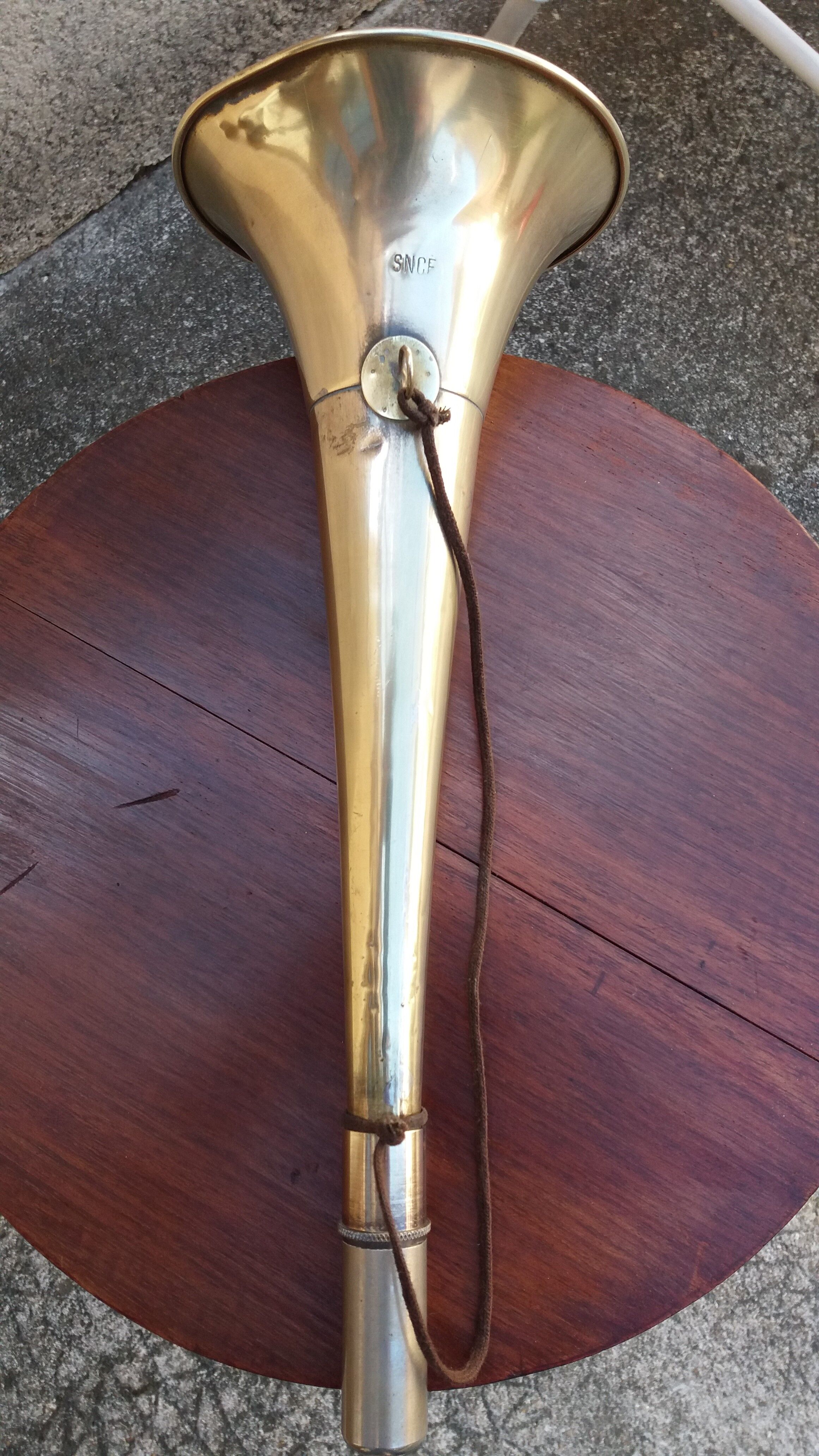 Old trumpet s.n.c.f.