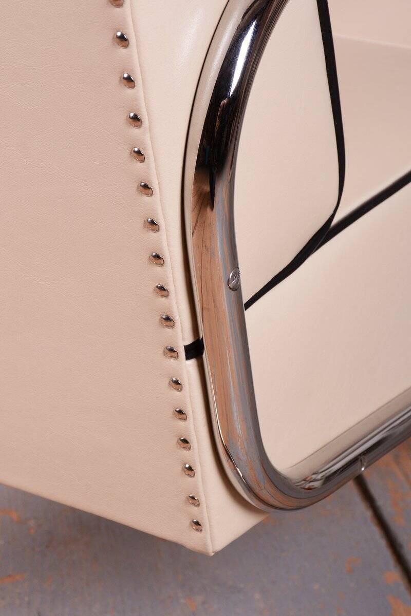 Bauhaus Armchairs FN24 in Chrome and Leather attributed to Mücke-Melder, Czech, 1930s, Set of 2