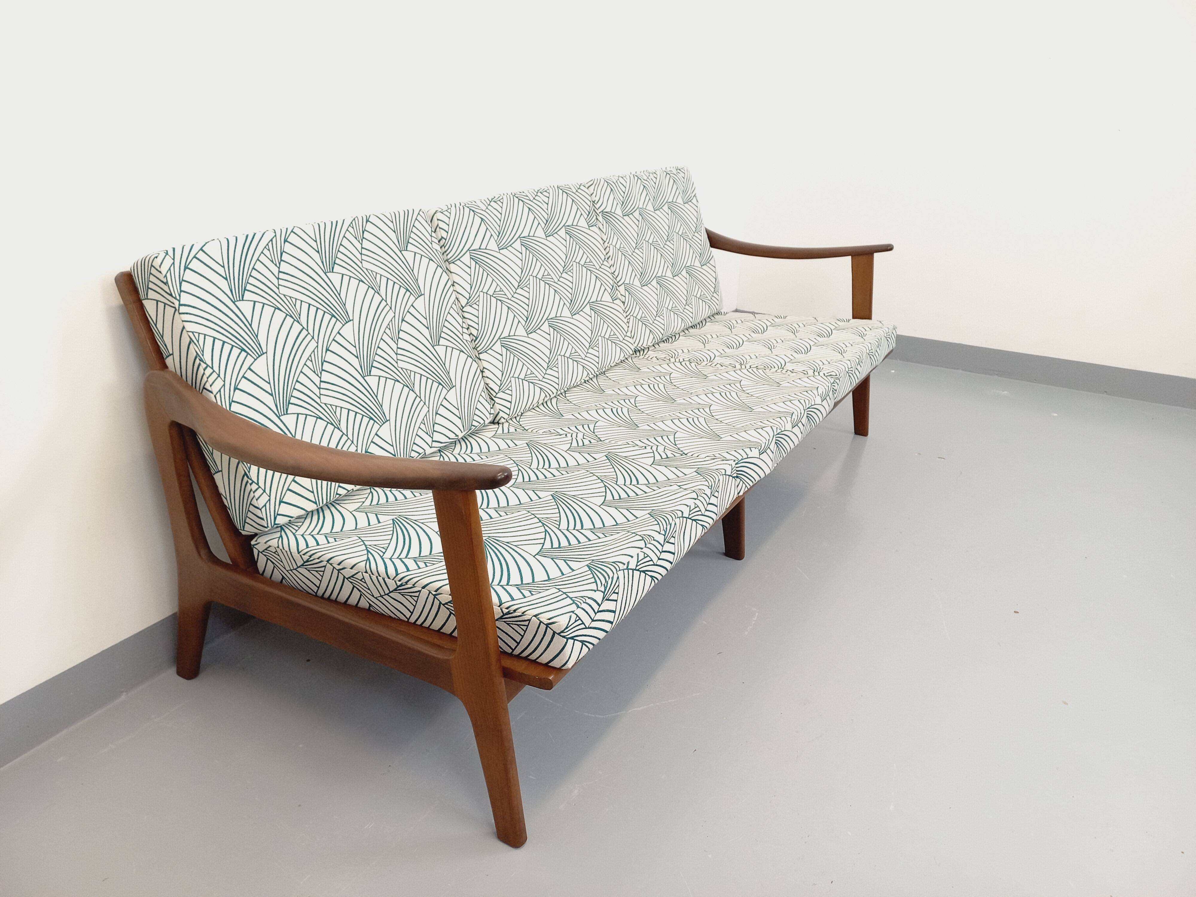 Scandinavian 3-seater sofa bench by Arne Wahl Iversen for Komfort in teak