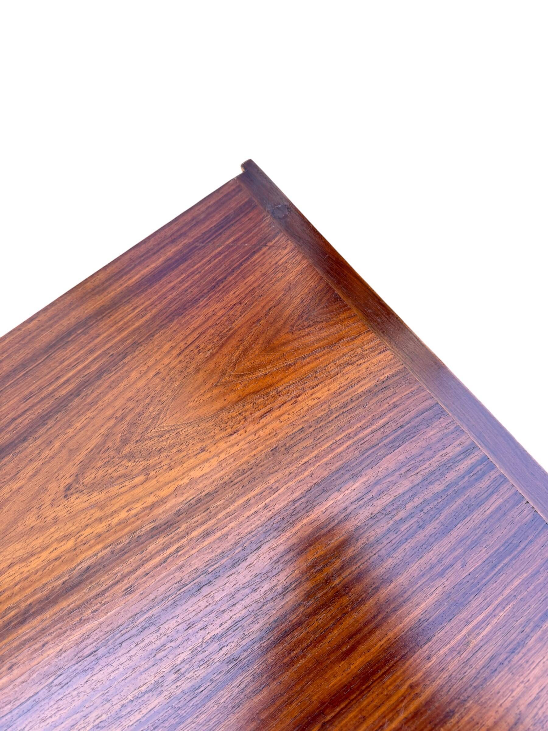 MCM Rosewood Low Board par Fristho