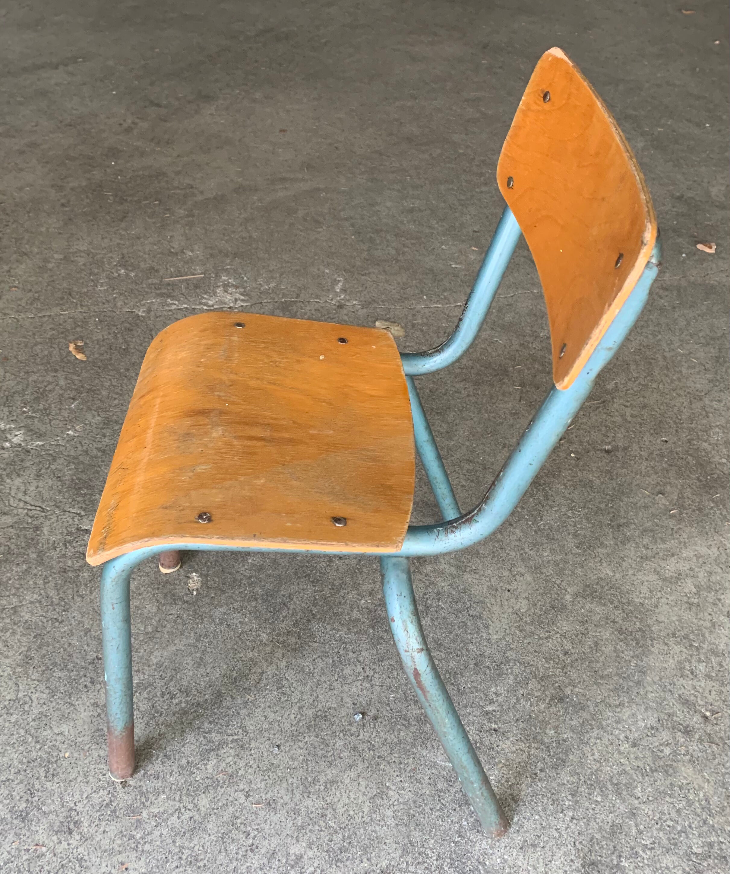 Chaise école enfant