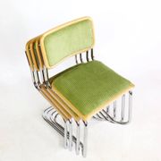 Série de quatre chaises B32