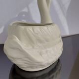 Ceramic swan pot