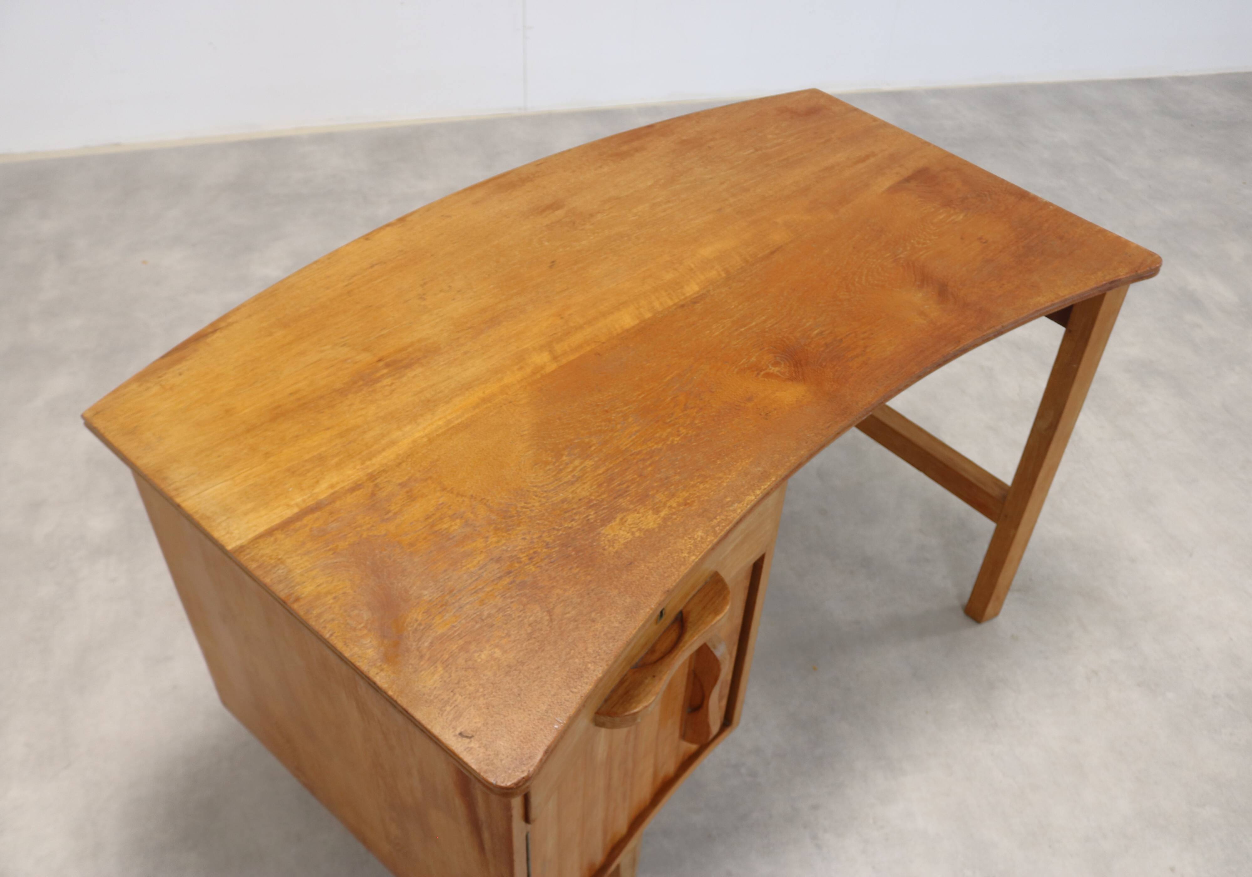Bureau vintage | chêne | Période des années 1950 | Années 1950