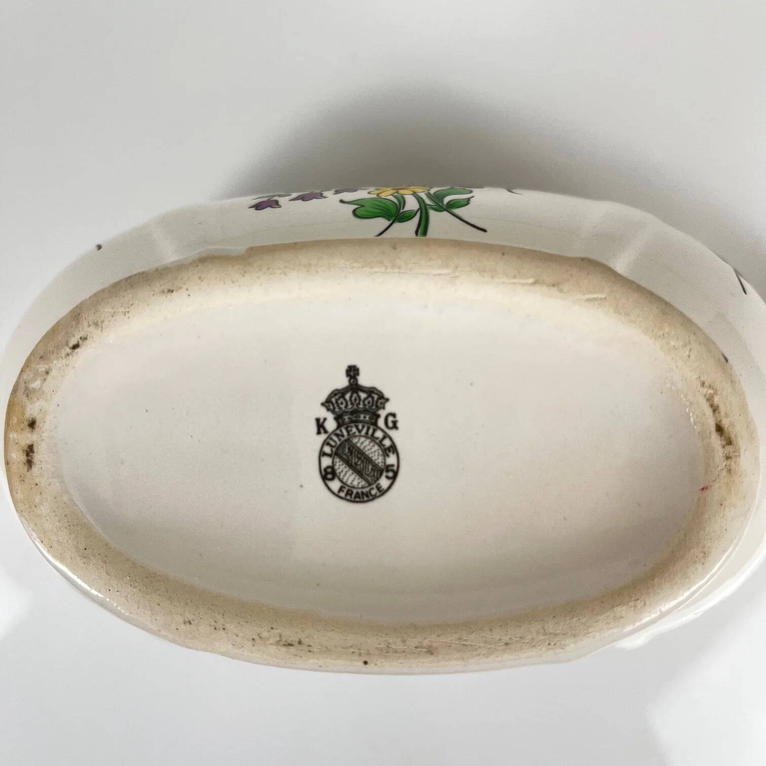 Long sauceboat model Réverbère by KG Lunéville