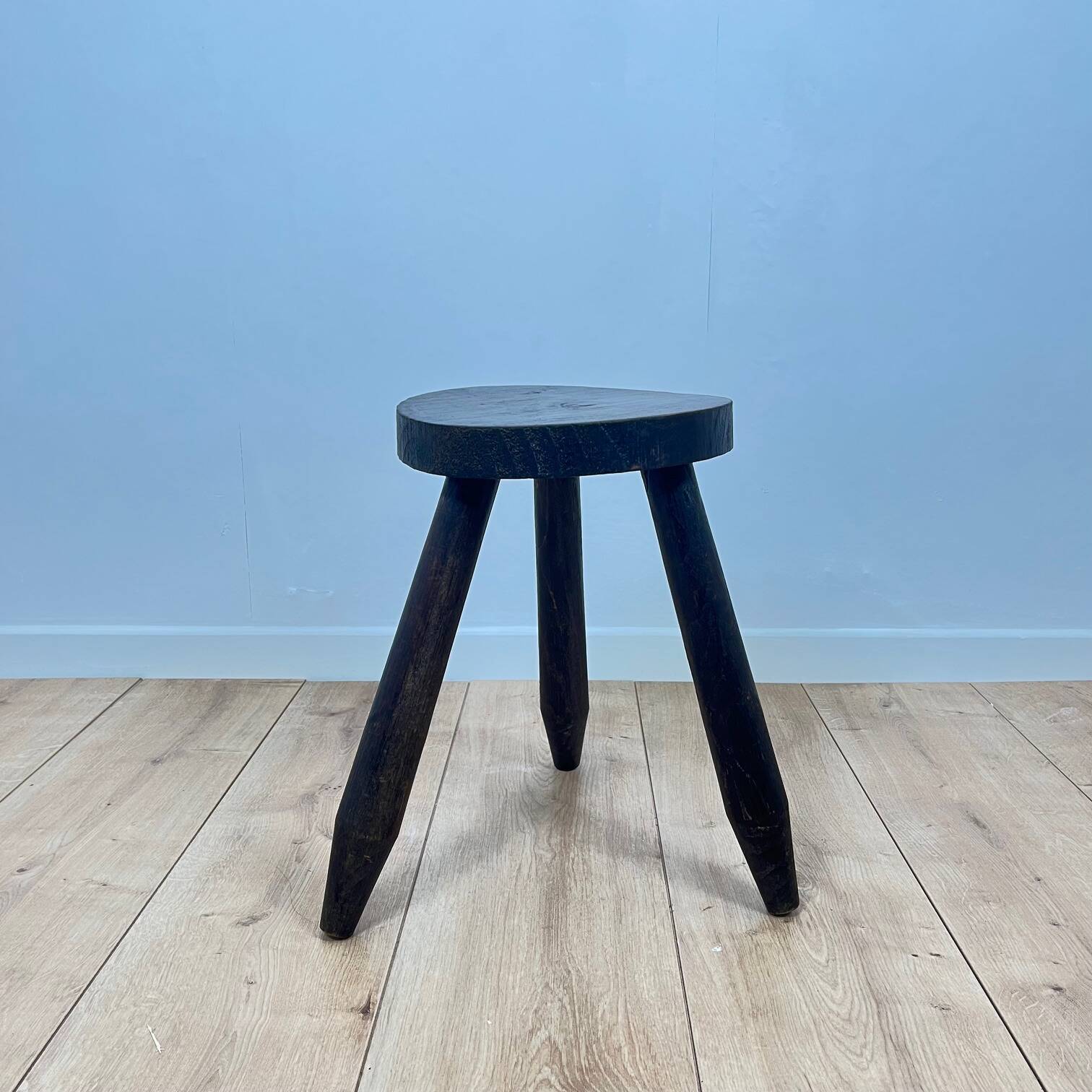 Small brutalist tripod stool in solid wood, 1960
