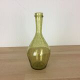 Vase en verre bullé vert