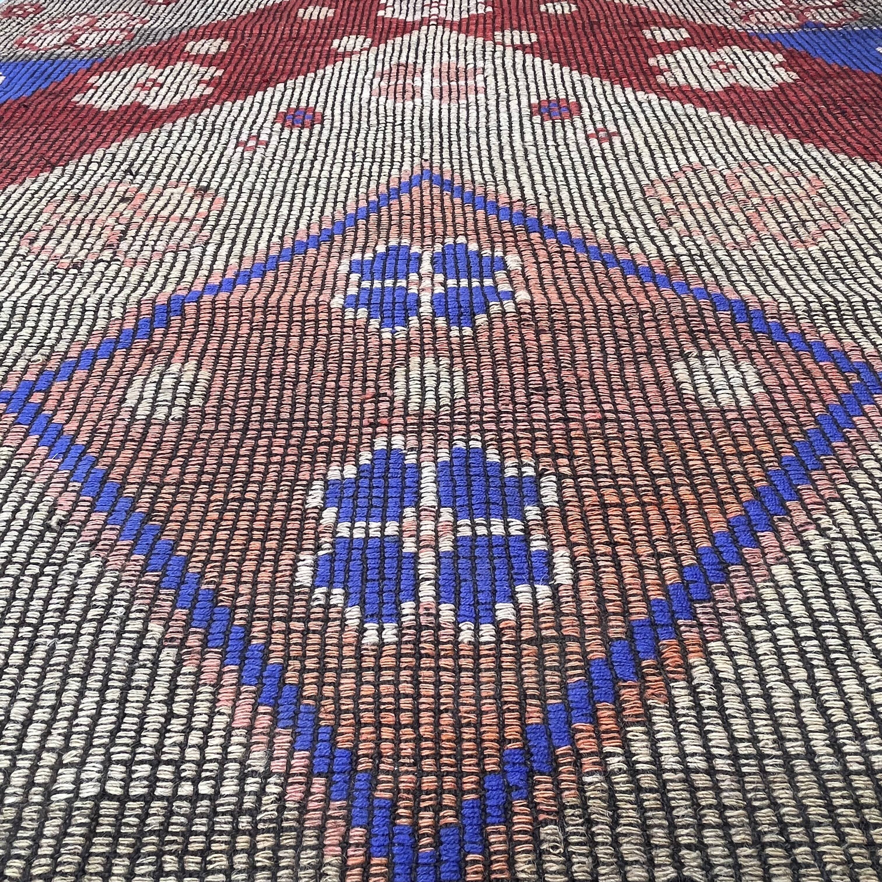 Vintage turkish kilim rug , 220 x 117 cm