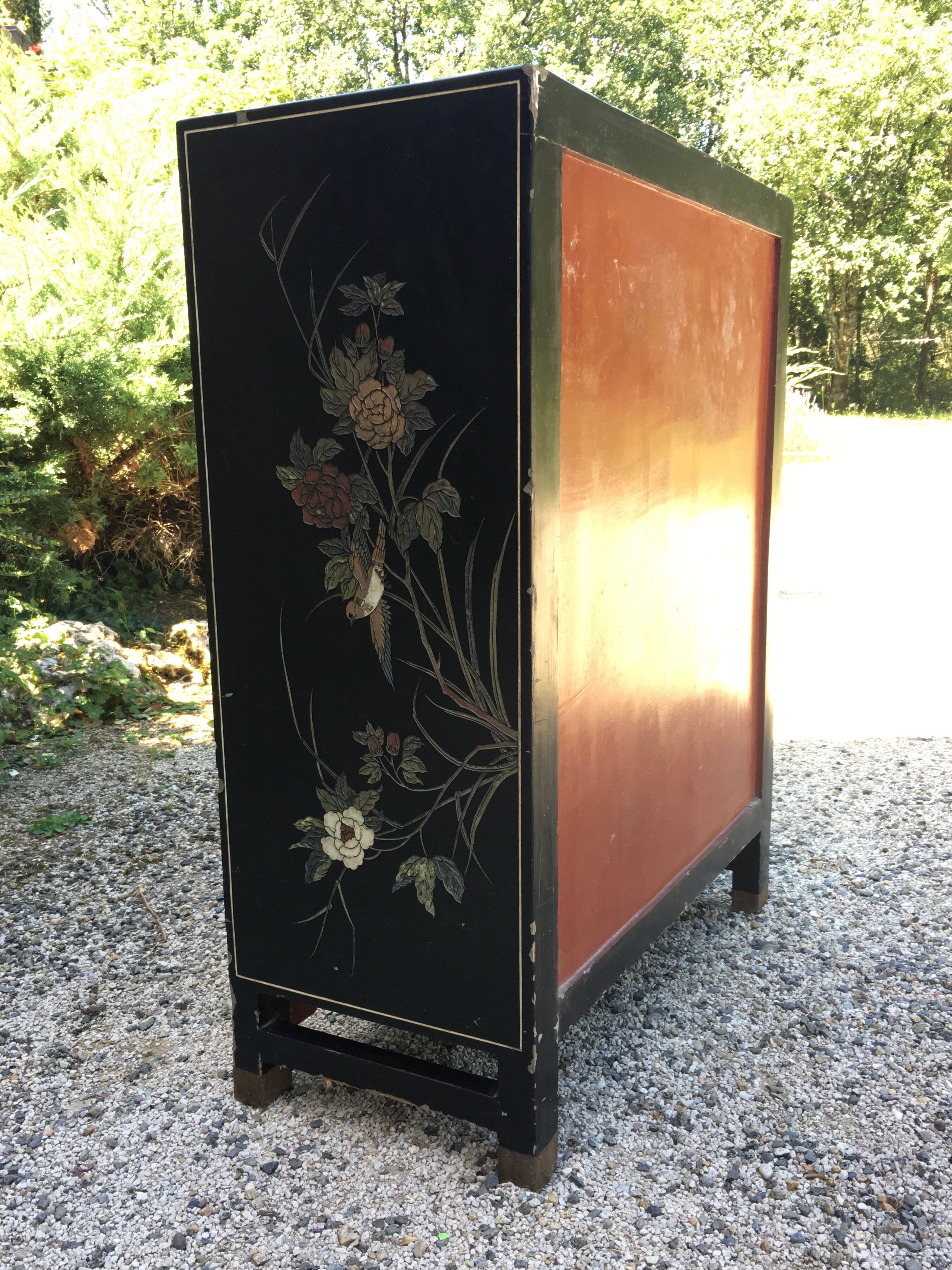 Cabinet / buffet / low laskboard cabinet of Coromandel China nineteenth century