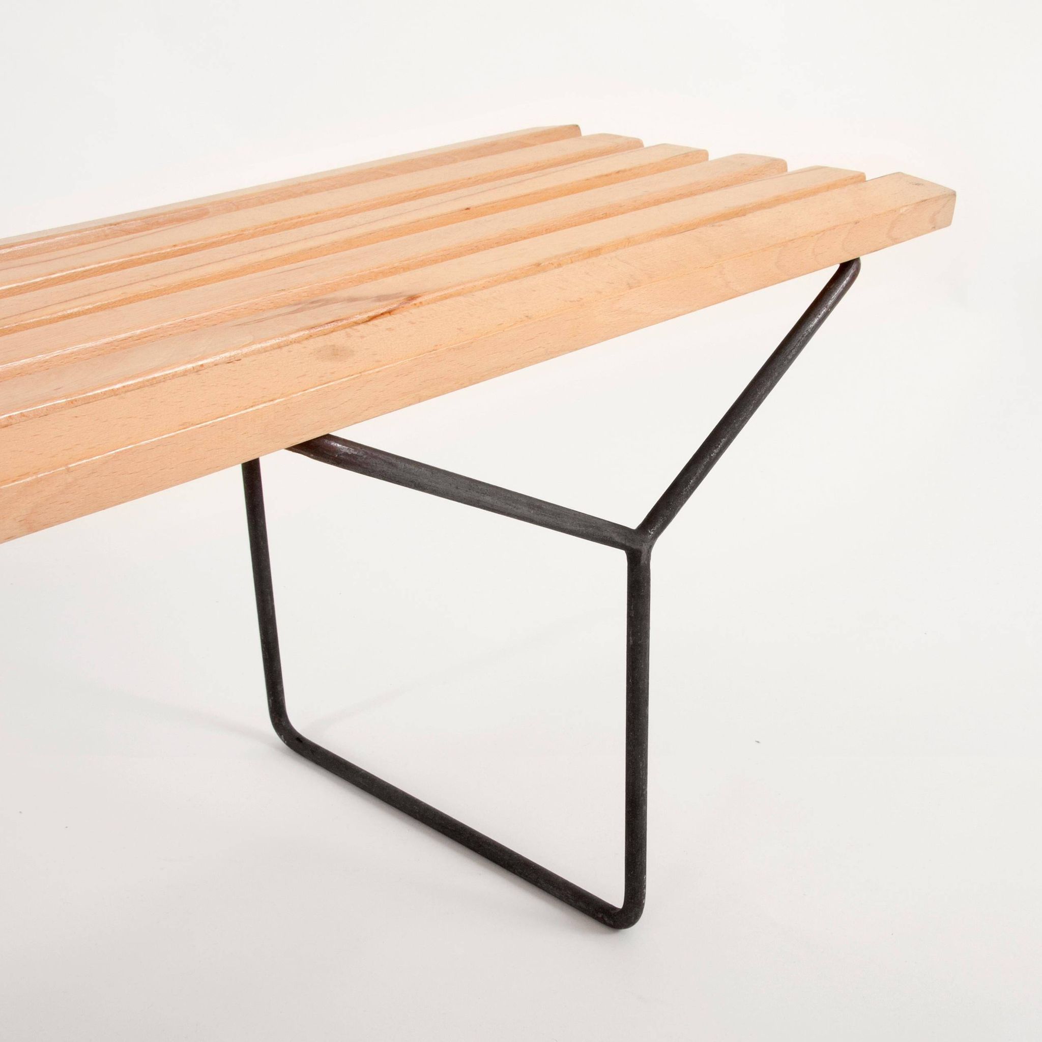 Mid-century slatted bench by Harry Bertoia for Knoll International, USA, 1960s.