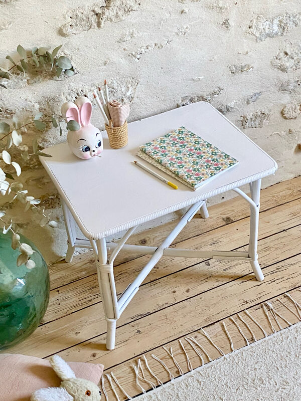 Petite table  rotin blanc
