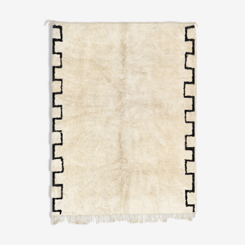 Modern white Moroccan carpet  240x300cm