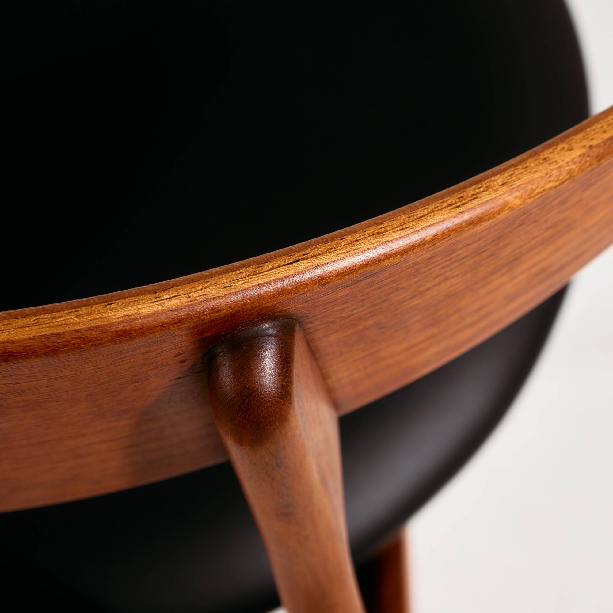 MK9478 CH33 dining chair by Hans J. Wegner for Carl Hansen & Søn, Set of 6