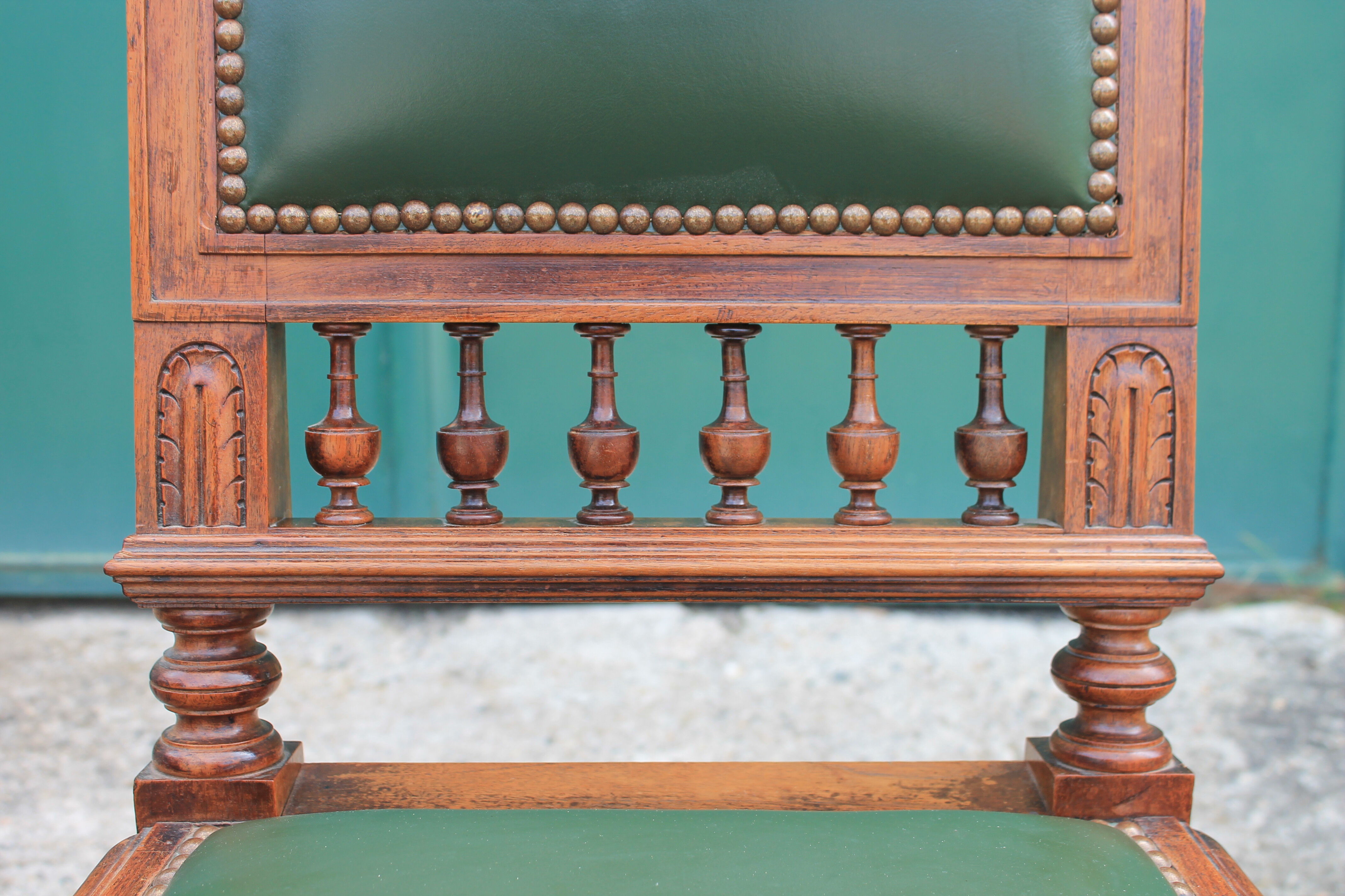 Set of 6 walnut chairs