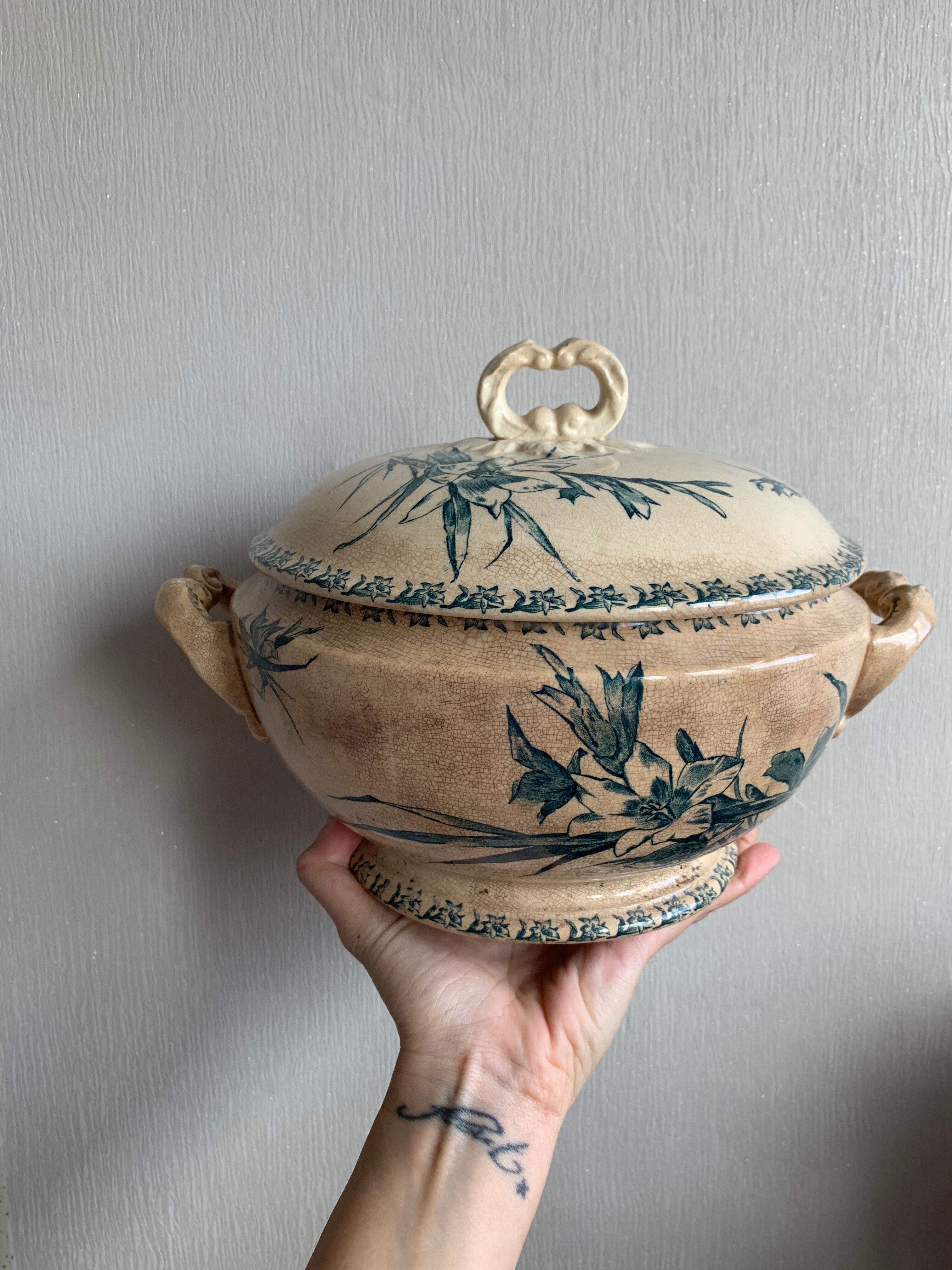 Vintage soup bowl in opaque porcelain from Gien - Glaieul model