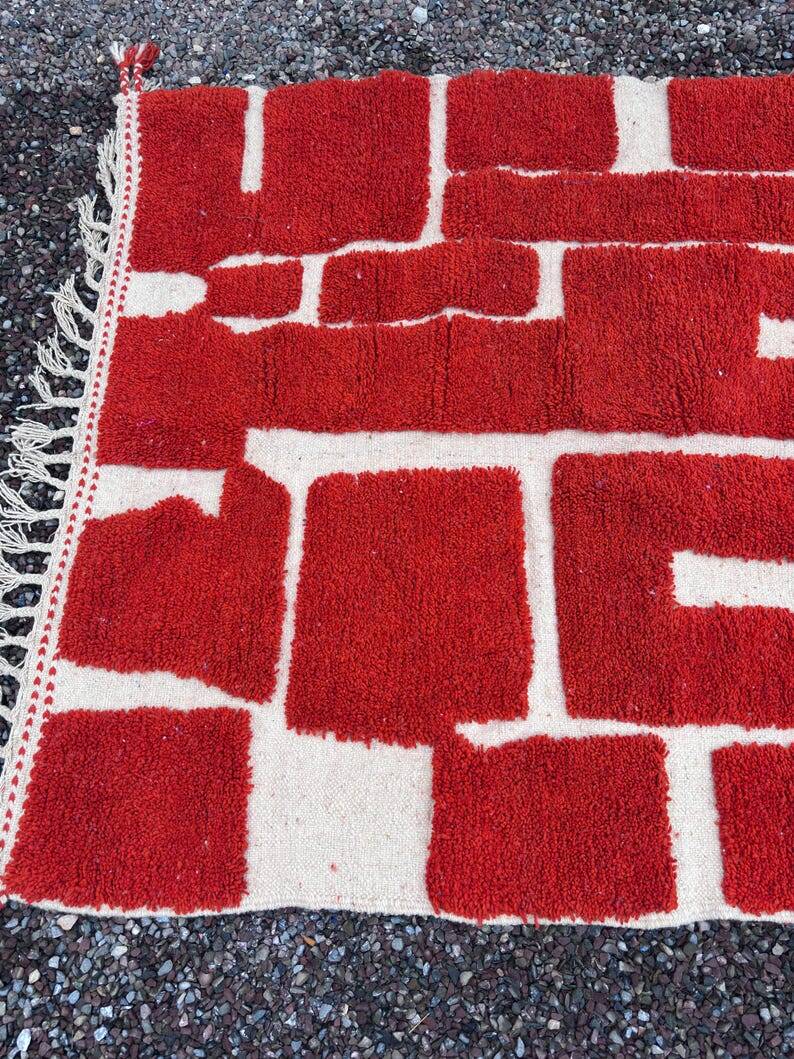 Red moroccan rug-Moroccan Boujaad Rug 150/250cm