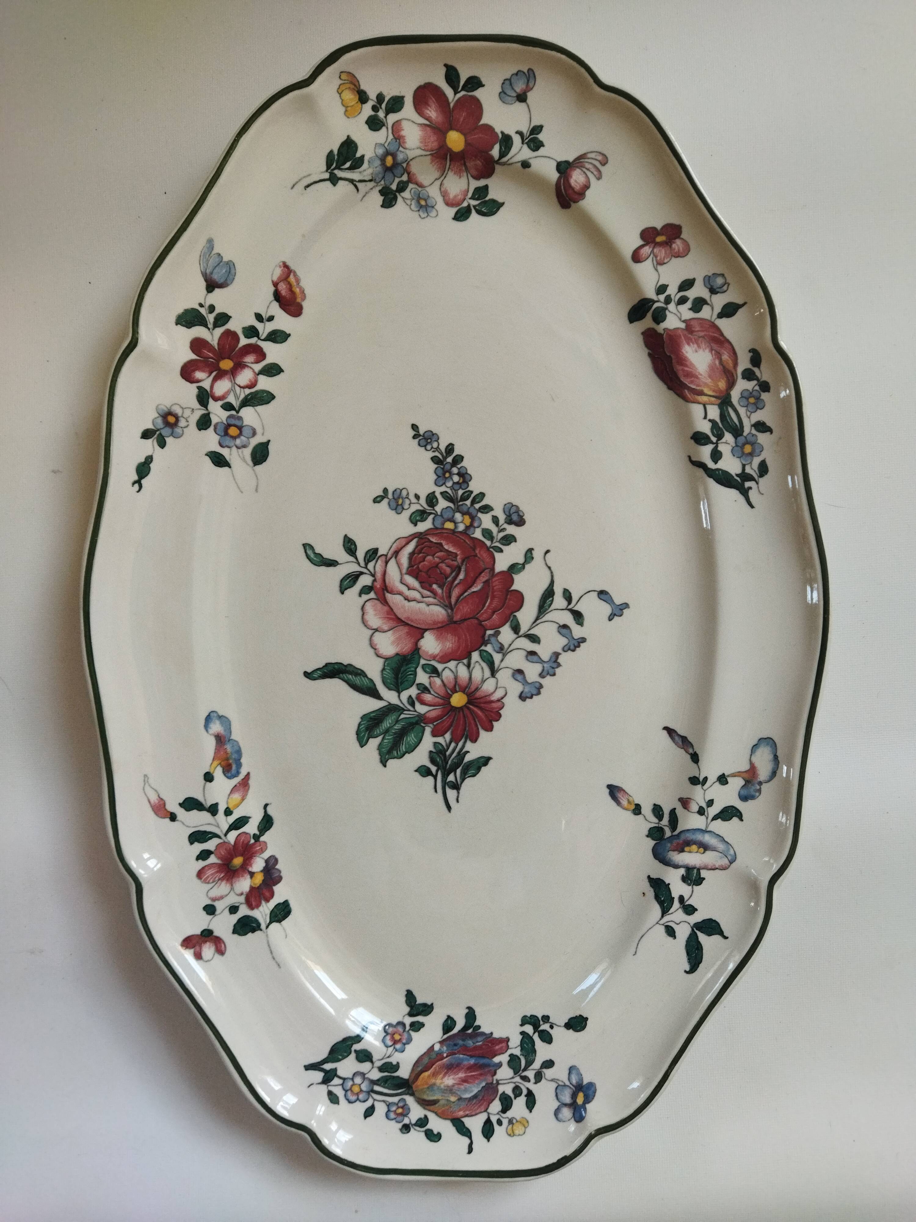 Antique Villeroy & Boch Mettlach earthenware dish 1562 Old Strasbourg / Alt Strassburg