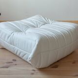 Togo pouf in white leather by Michel Ducaroy for Ligne Roset