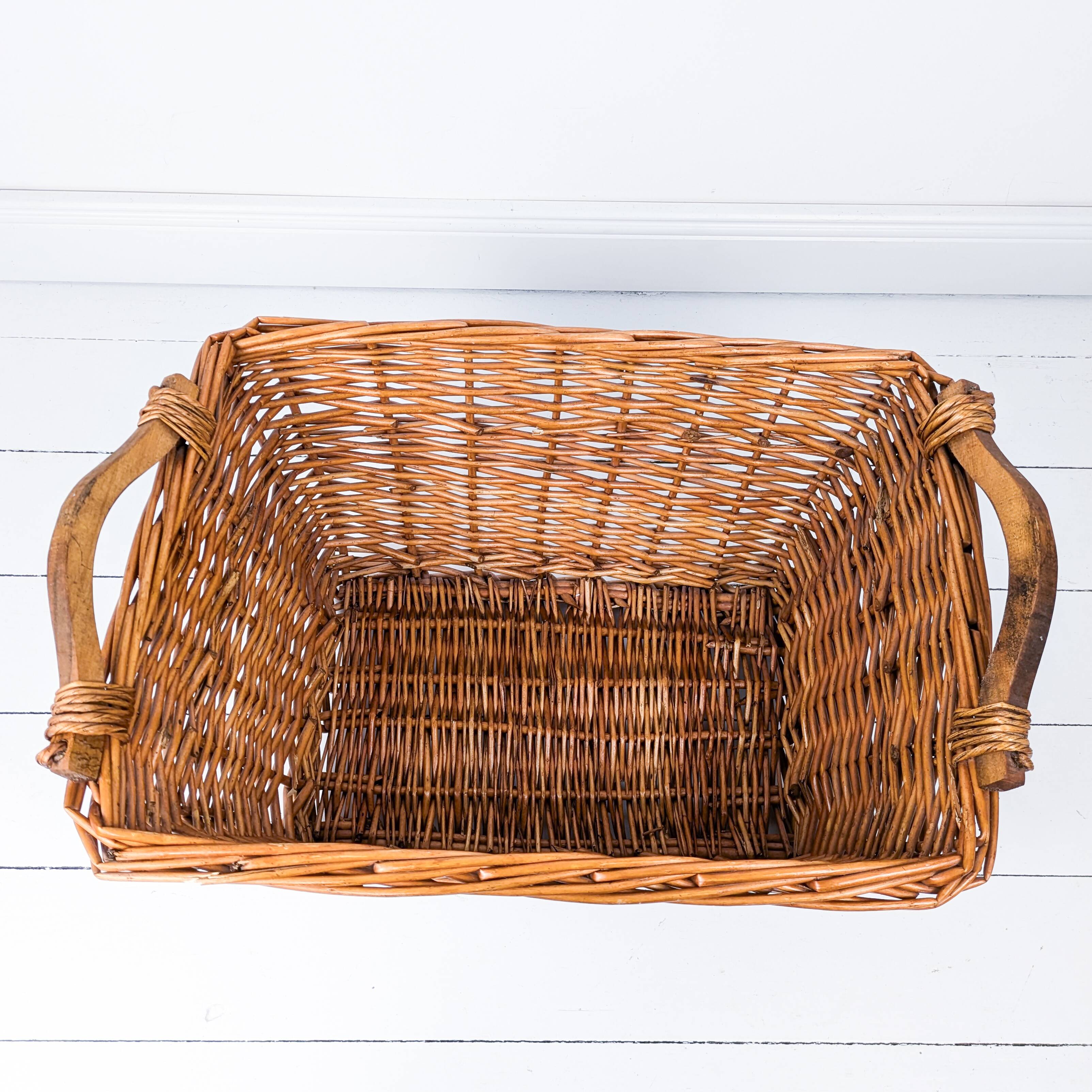 Panier Vintage Anse Rangement Mid Century Panier en osier tressé brun rougeArtisanat Hygge Skandi Sc