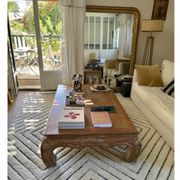 Table basse en bois massif